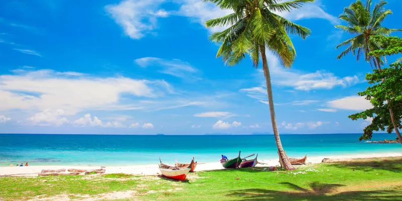 Best Beaches in Thailand for Crystal Clear Waters and Island Escapes