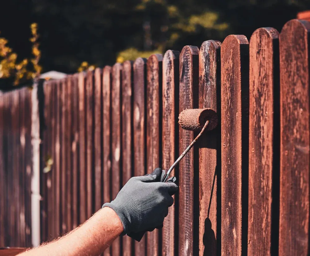 Why Do You Need to Invest in High-Quality Fence Painting in Melbourne?