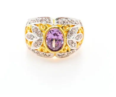 The Timeless Charm of the Seoul Flower Designer Gold Ring
