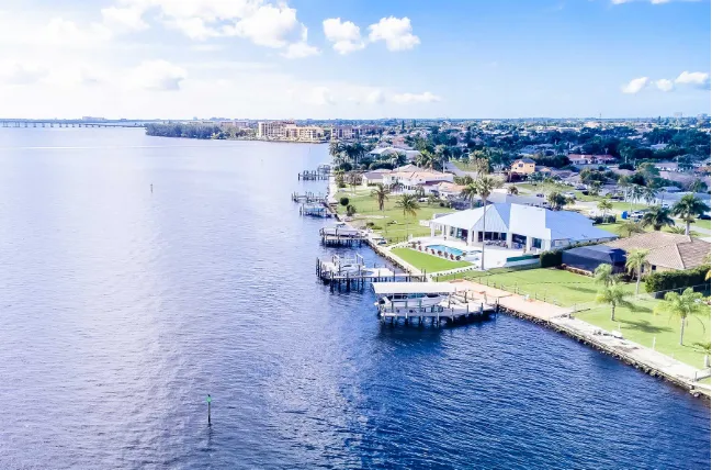 Choosing the Right Location for Your Custom Home in Cape Coral