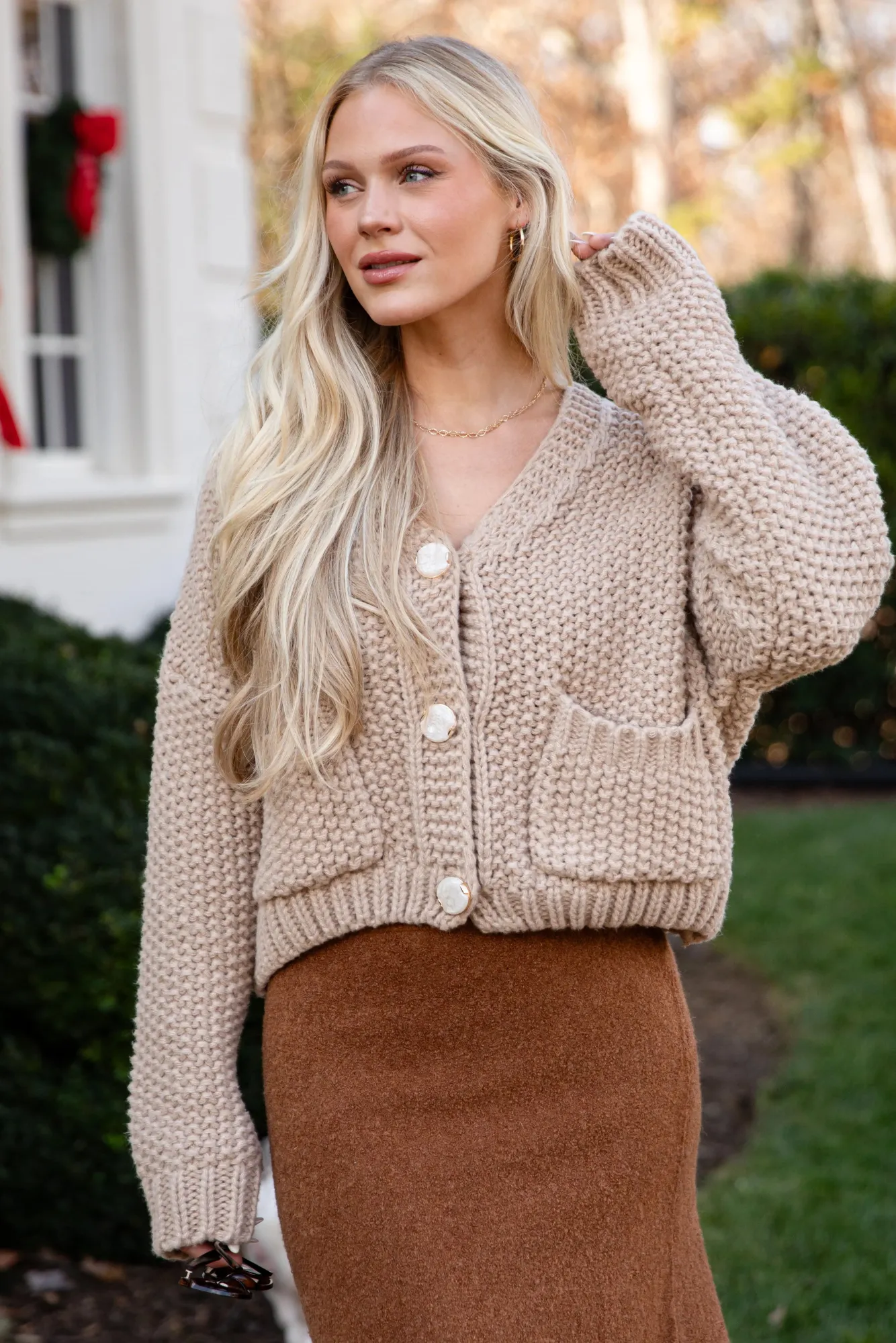 3 Closet Essentials for Effortless Monday Looks