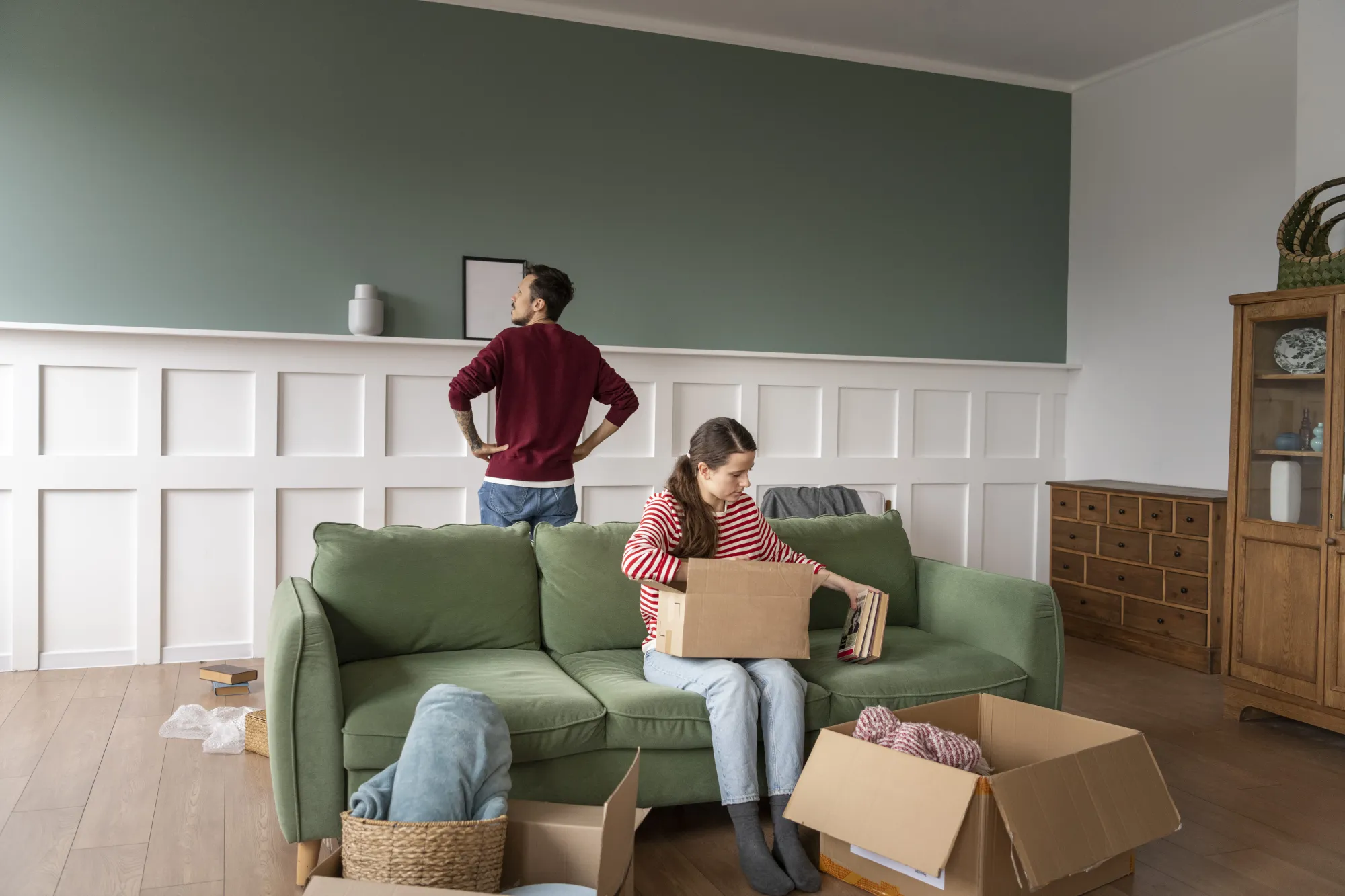 Smart Space Clearing Tips for Apartments and Small Homes
