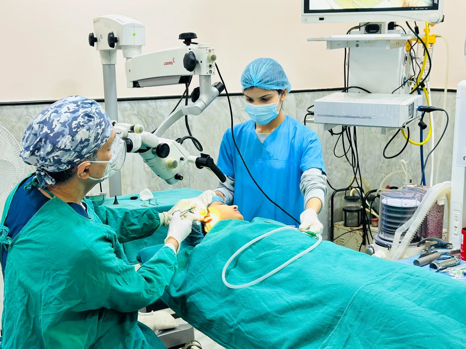 When Mastoidectomy in Delhi Becomes Necessary for Ear Infections