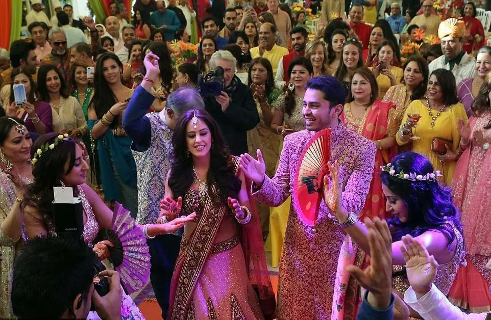 Bollywood Retro Songs: Timeless Melodies That Still Rule Hearts