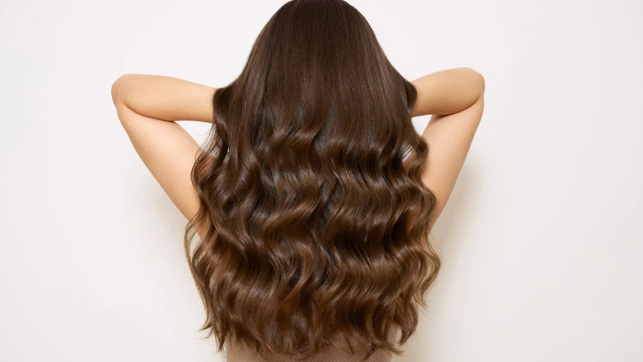 Simple Guide to Healthier Hair with Natural Oils and Care Routine