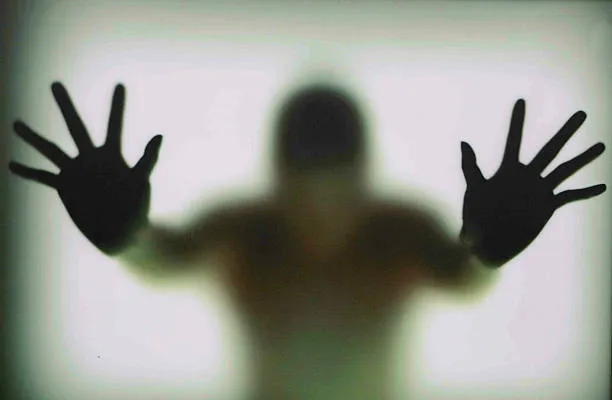 How Serial Killer Movie Directors Create Suspenseful Scenes