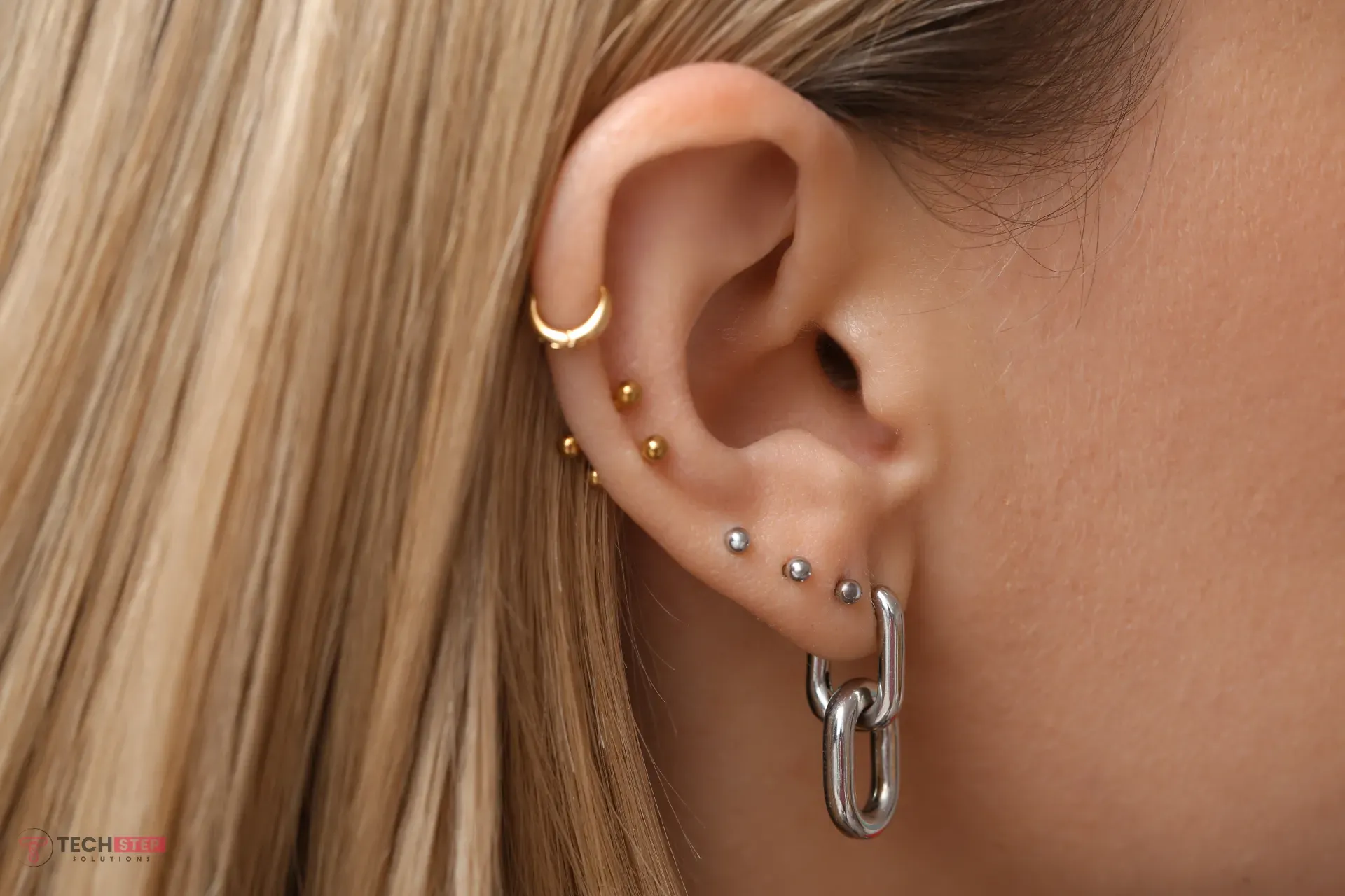 Lobe Piercing Houston – Safe Needle Ear Piercing with Expert Care