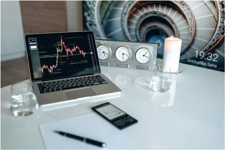 Forex Trading Tips That Improve Results: Why VPS Hosting Forex Traders Use Matters