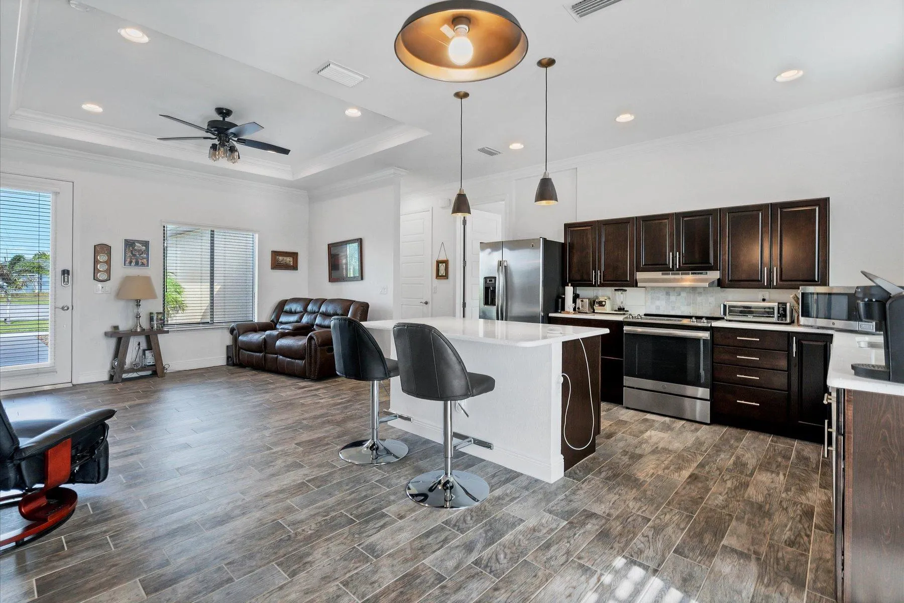 How to Choose the Right Interior Design in Noida for Your Home or Office