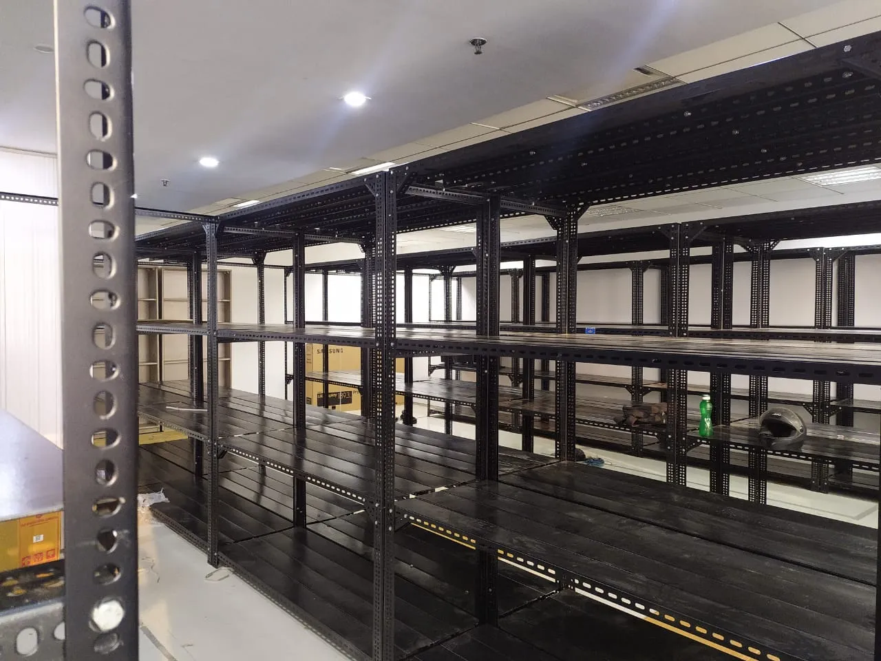Rack Tiger - Improving Warehouse Organization