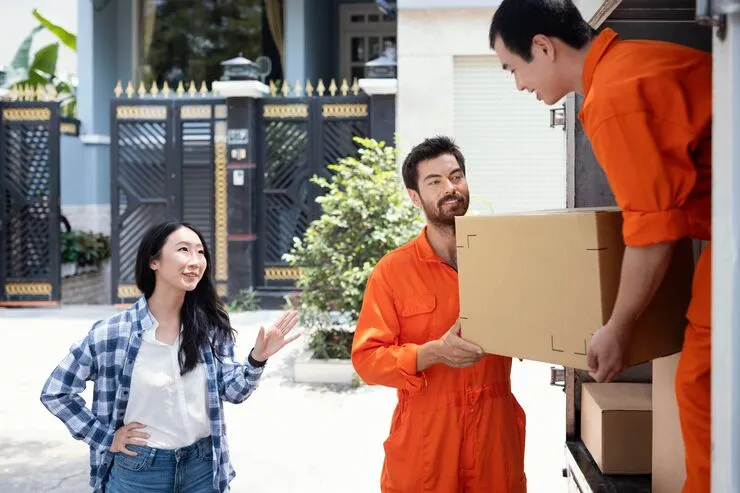 How Do Moving Companies Ensure Timely Delivery Across International Borders?