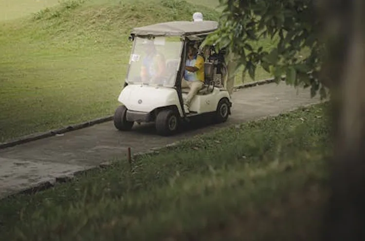 Popular Golf Cart Services in California and Why They Matter