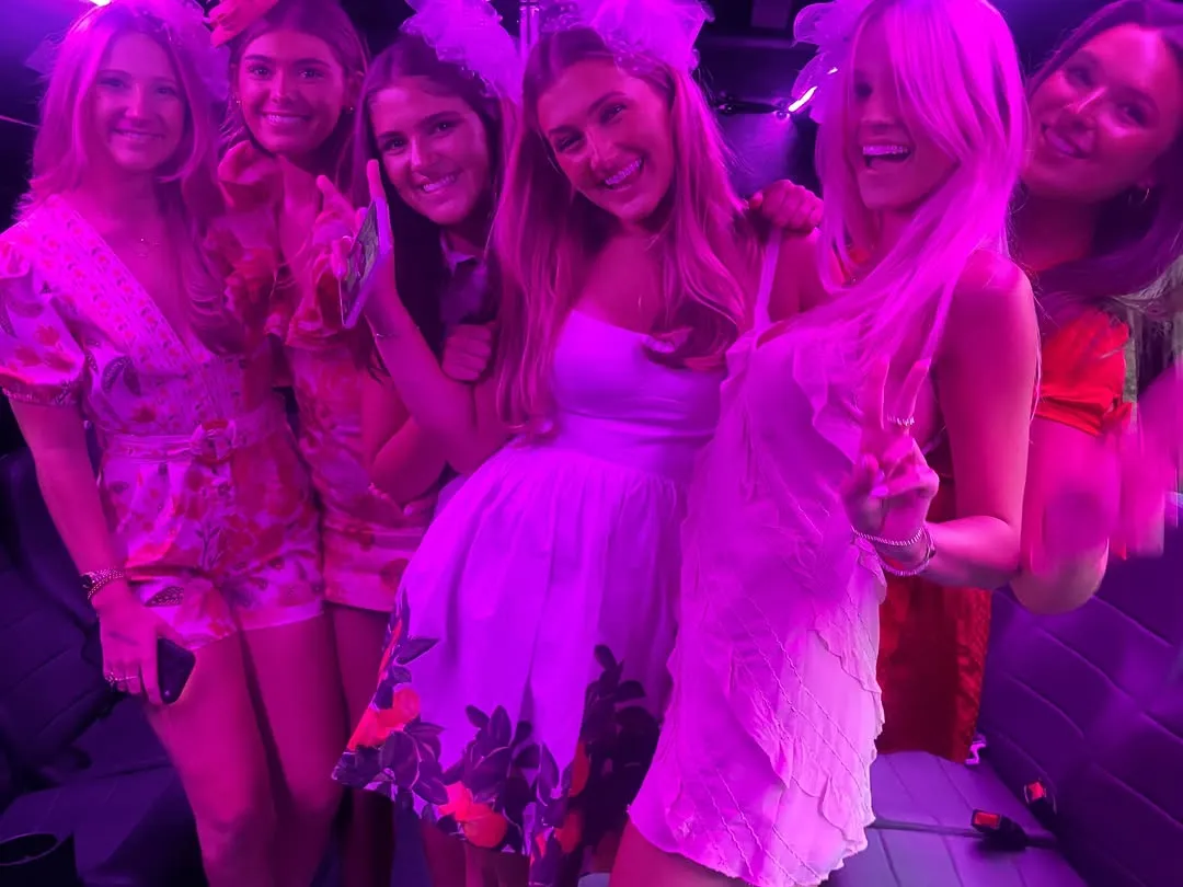 AUX Rideshare Elevates Quinceañeras Transportation in Dallas Events
