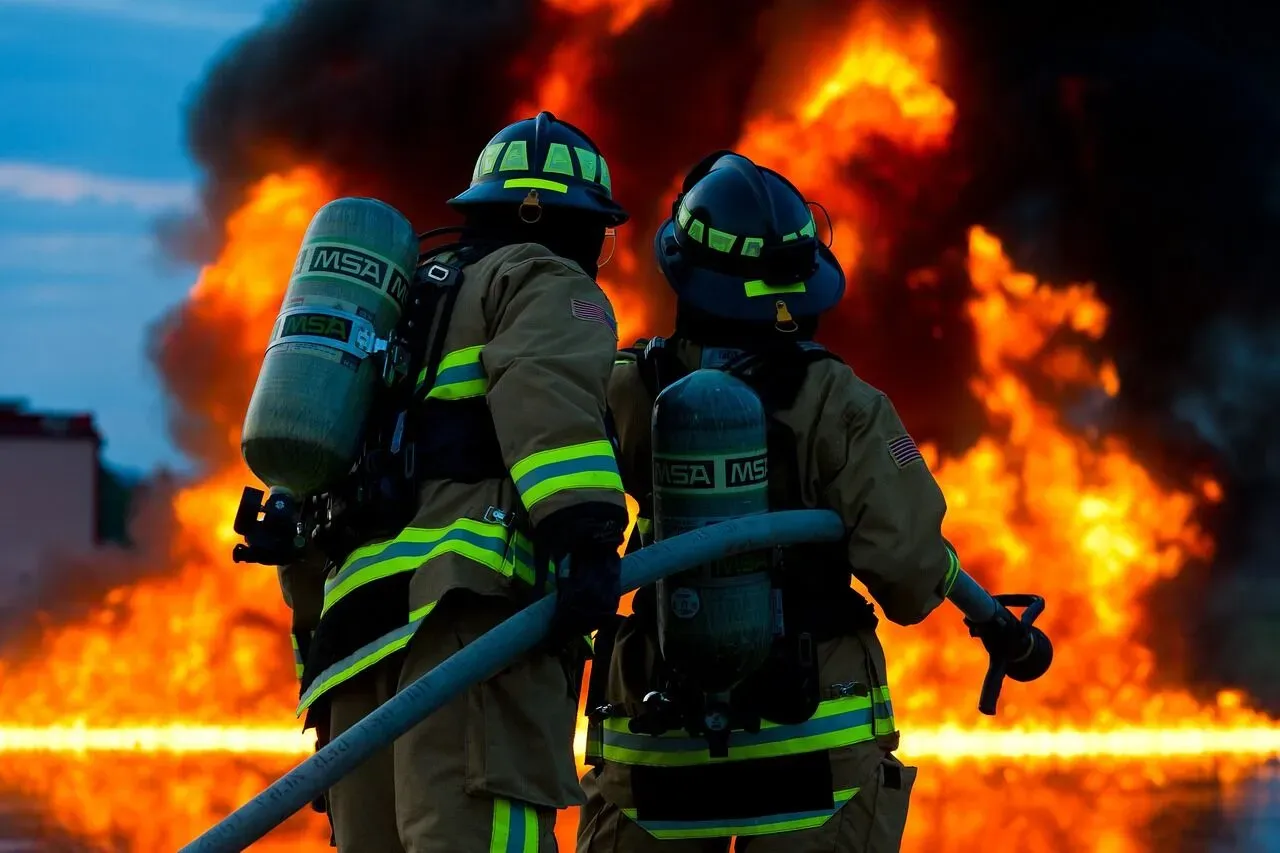 Why Bulk Fire Extinguisher Accessories Are a Smart Investment for Industrial Businesses