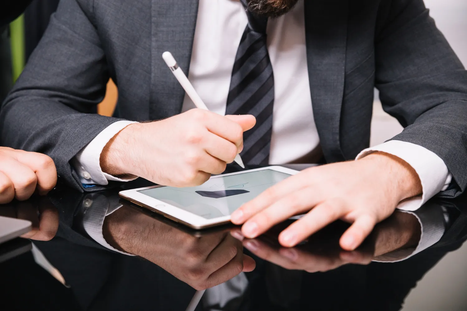 Are e-Signatures More Secure Than Wet Signatures? A Legal & Technical Breakdown