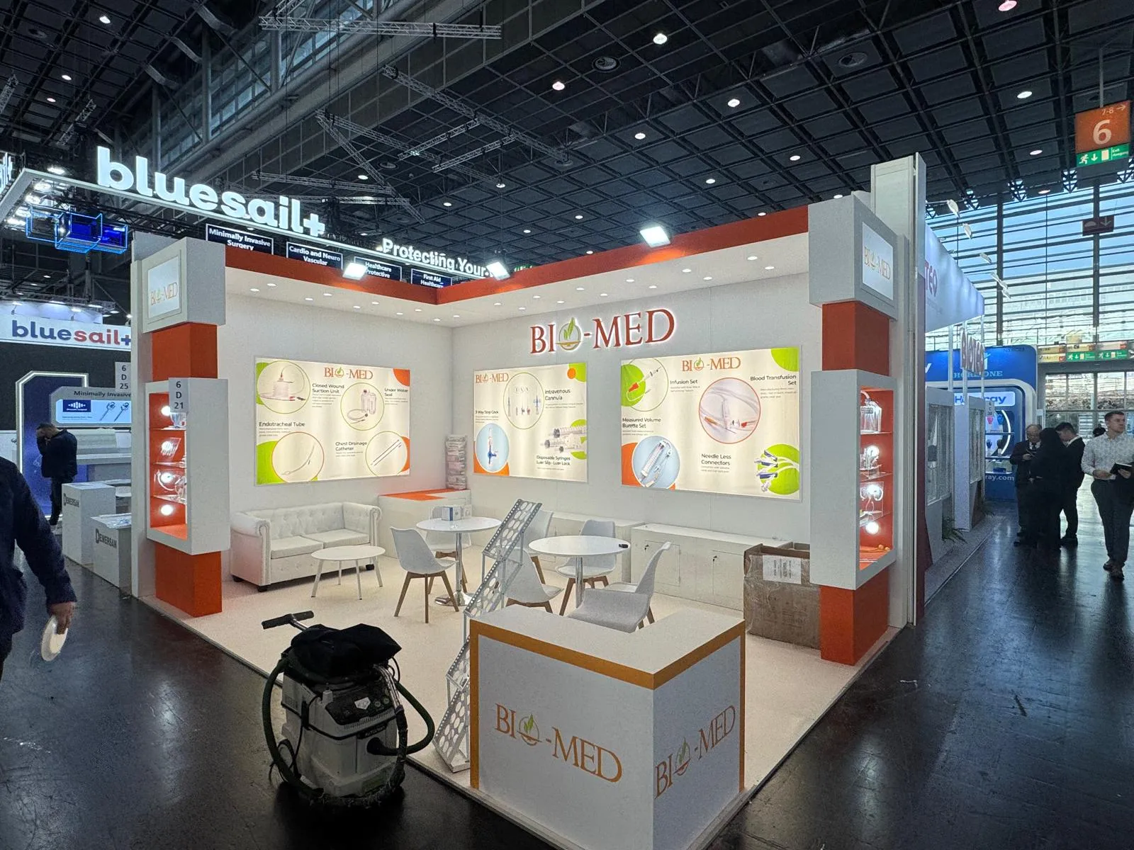 Professional Booth Builder for Customized Exhibition Solutions