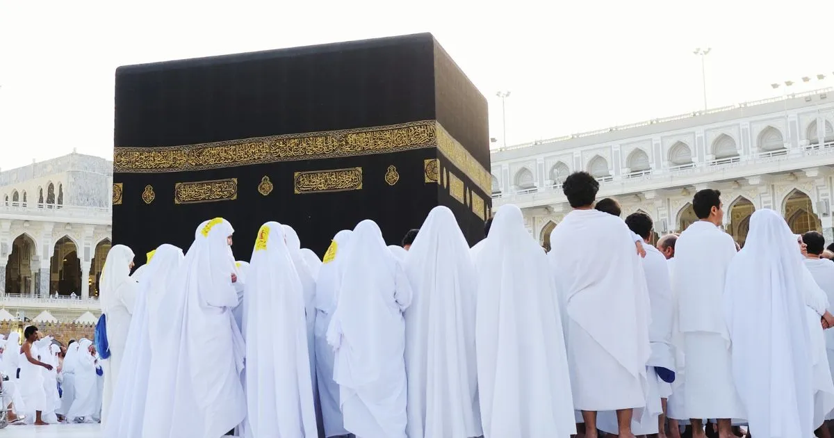 Book Now 9 Best Umrah Packages from Pakistan for Peaceful Travel