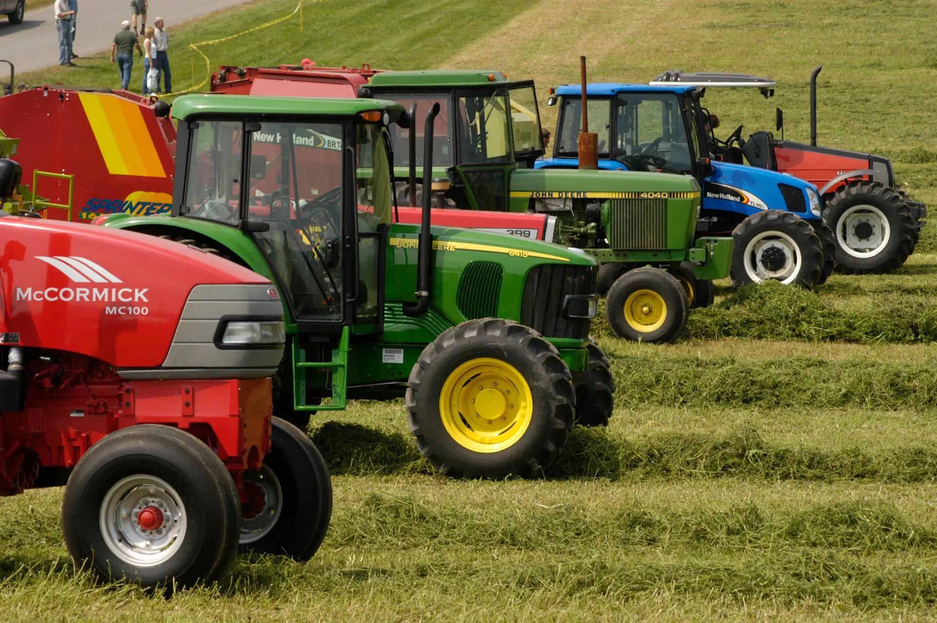 Modern Farming Efficiency and the Growing Importance of Compact Agricultural Machinery