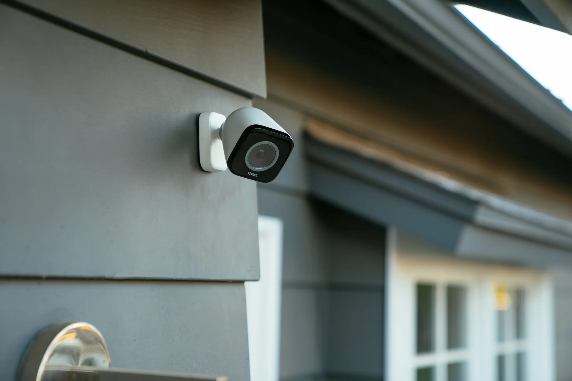 Security Tips for Luxury Homes vs. Standard Homes