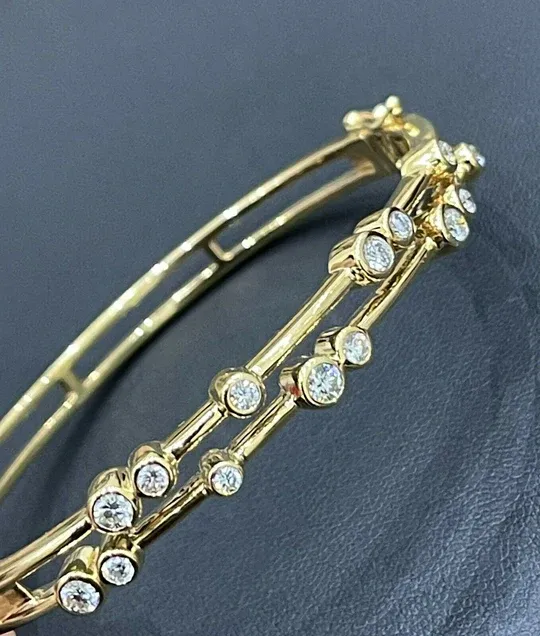 How to Choose the Right Diamond Bracelet Size and Style for Your Wrist