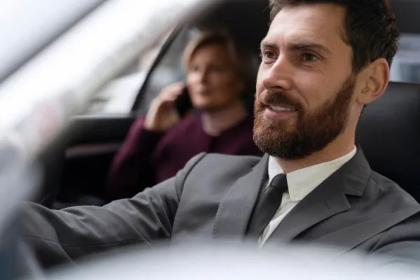Which Airport Taxi Melbourne Option Is Best for Families and Groups?