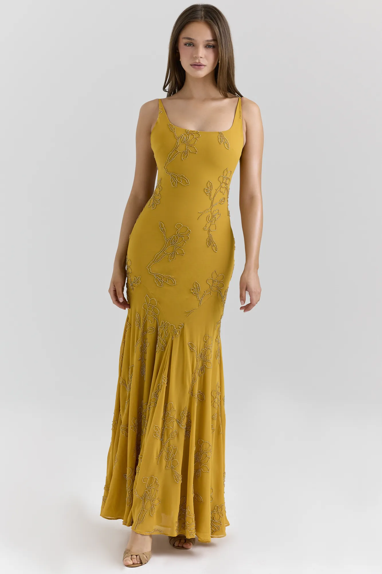 Dress for Your Body Type: The Ultimate Style Guide to Look and Feel Your Best