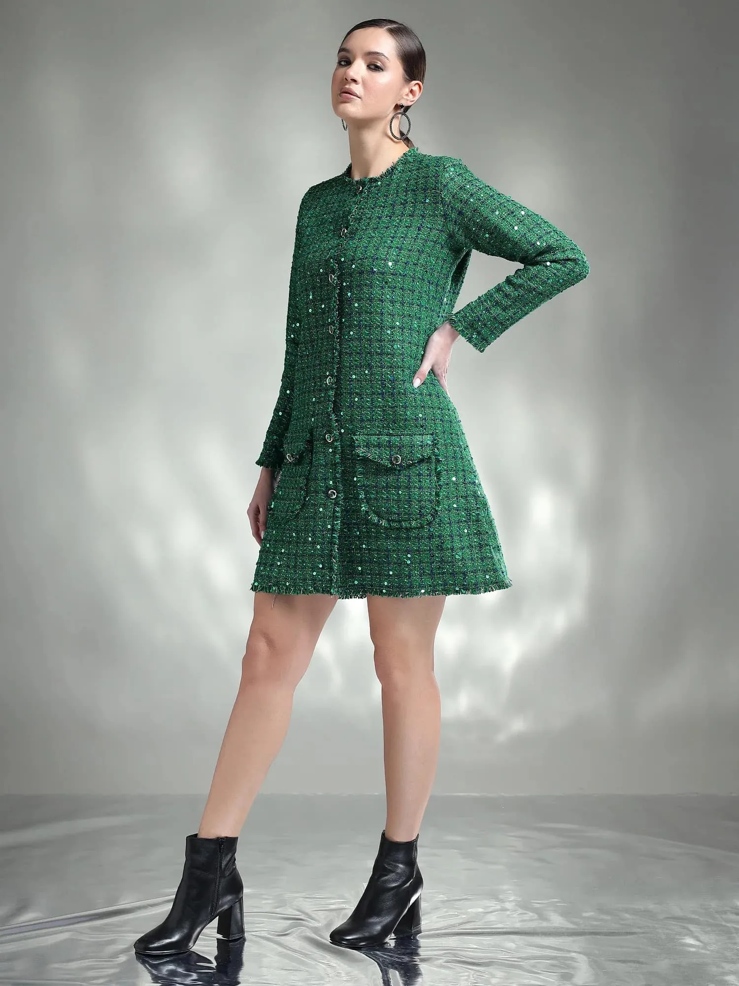Green Tweed Dress: The Perfect Blend of Sophistication and Contemporary Fashion
