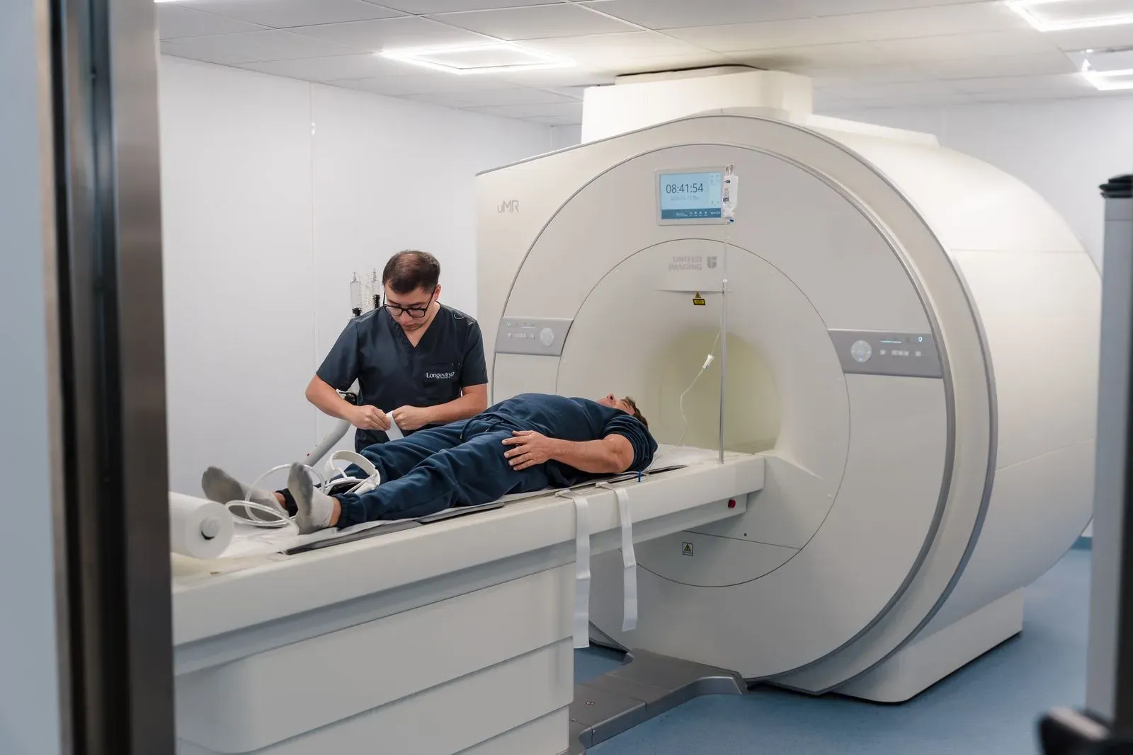 Early Detection MRI and Stem Cell Therapy in Mexico: Is It a Safe Option for Patients?