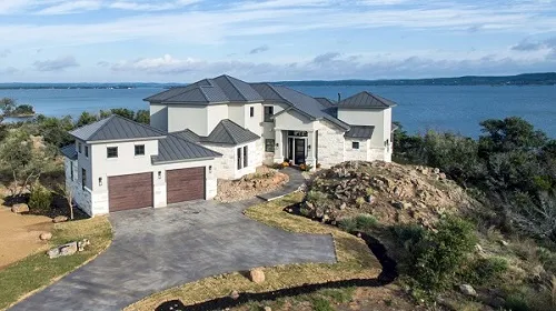 Expert Lake LBJ Custom Home Builder for Dream Homes