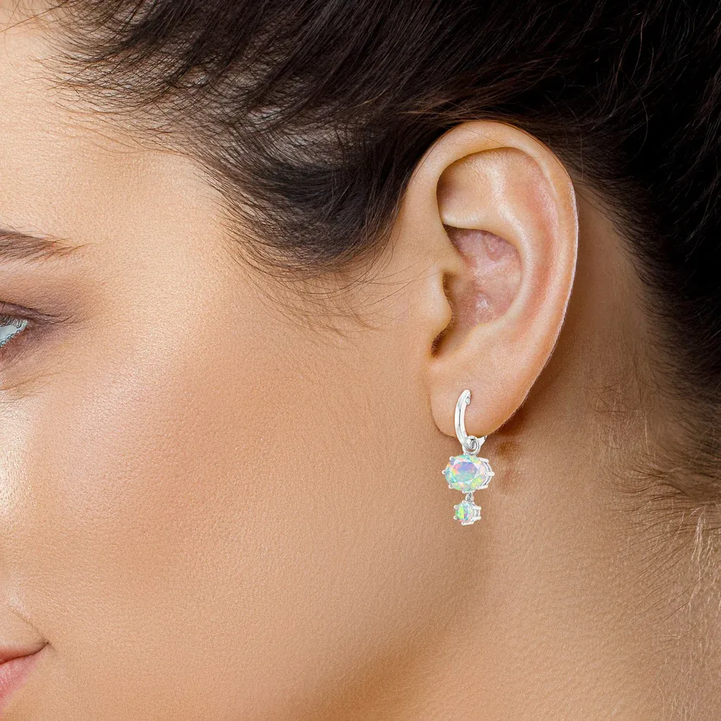 The Complete Guide to Huggie Earrings: Everything Every Woman Needs to Know Before She Buys