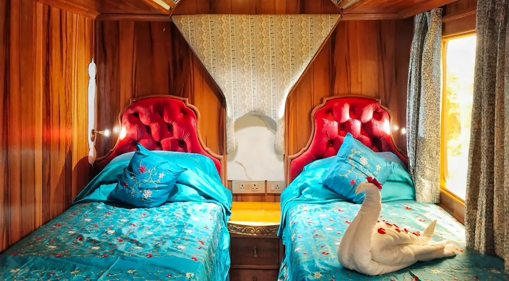 Where Royalty Still Travels on Rails – The Palace on Wheels Experience Redefining Luxury Train Journeys in the World