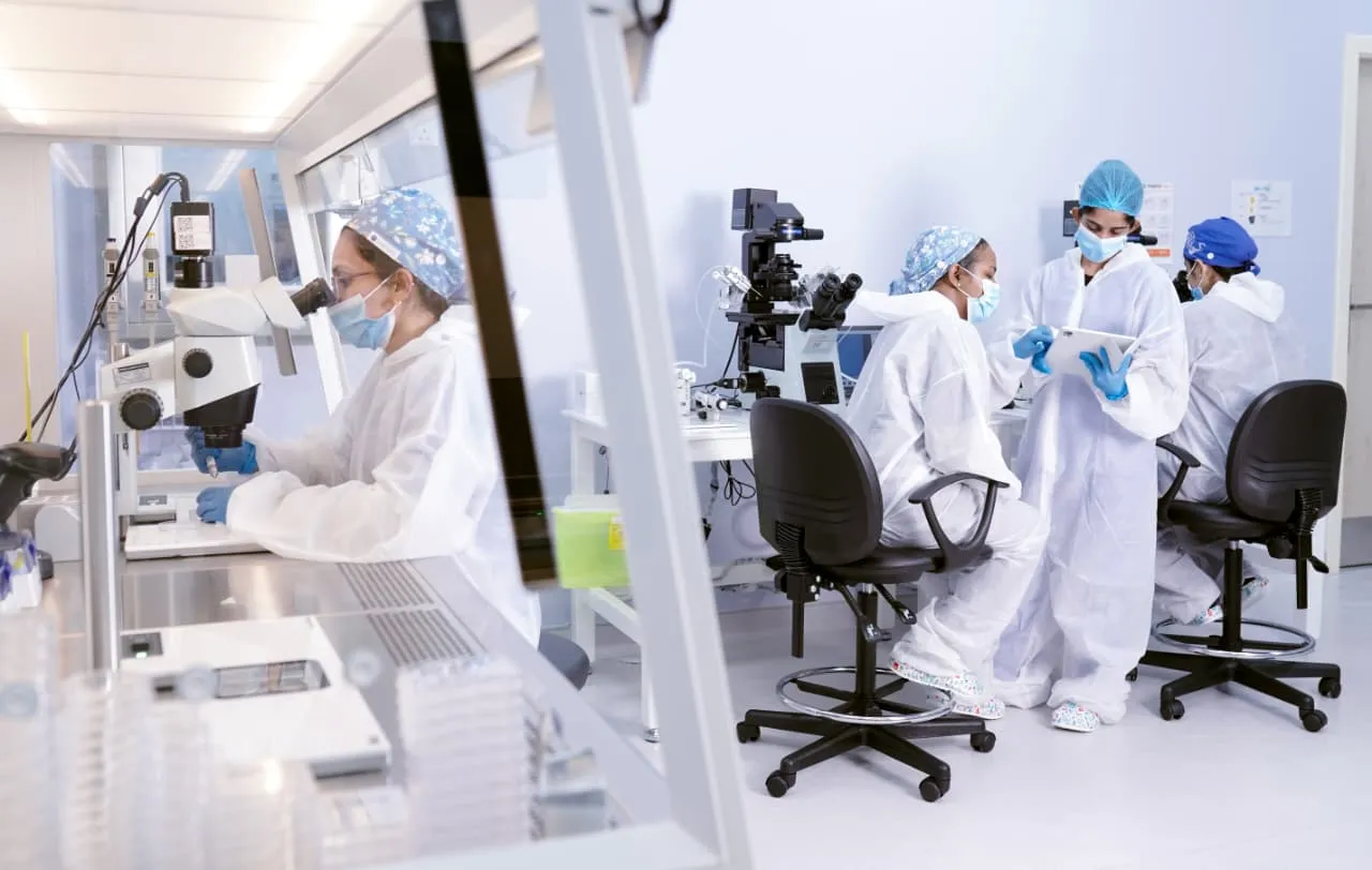 Best Fertility Clinics in UAE Providing Advanced IVF and Patient-Focused Care