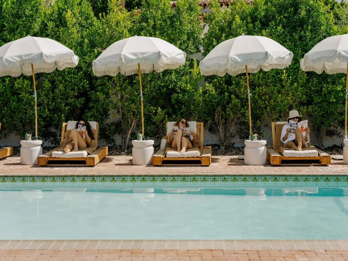 Fun in the Sun: 3 Clean Products to Pack in Your Beach Bag