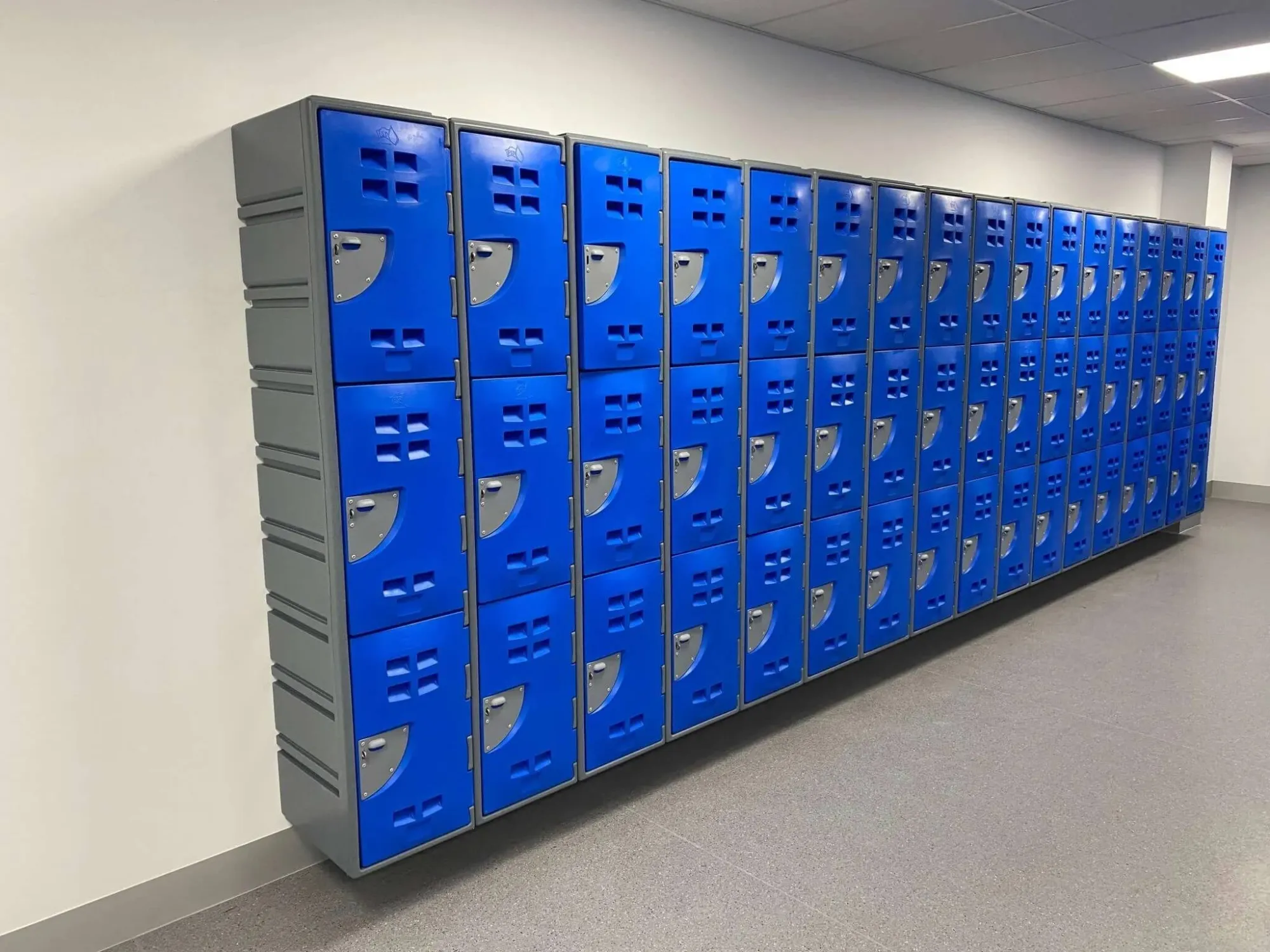 Solve Workplace Clutter with Purpose-Built Staff Lockers