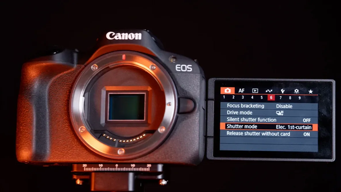 Is the Canon EOS R50 Still Worth It in 2026? Complete Breakdown