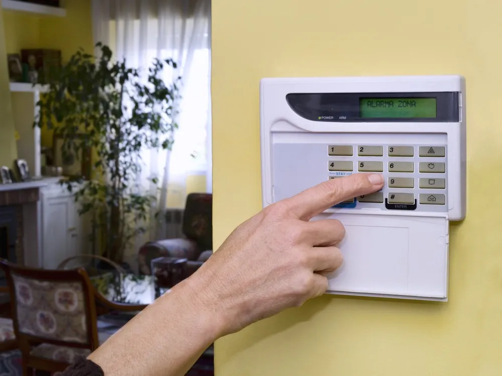 Top 5 Reasons to Upgrade Your Outdated Alarm System in 2026