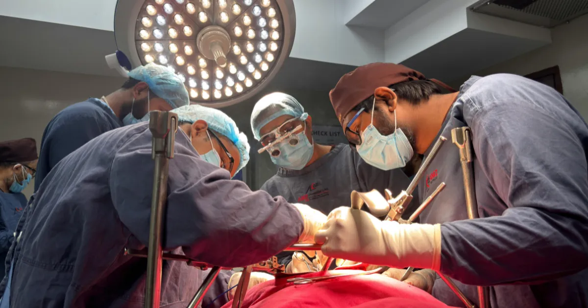 Cataract Surgery In Pitampura – Advanced Treatment for Clear and Healthy Vision