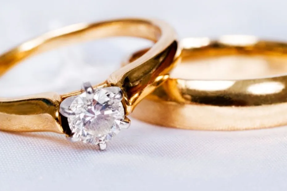 Buying an Engagement Ring That’s Already Had a Life Before Yours