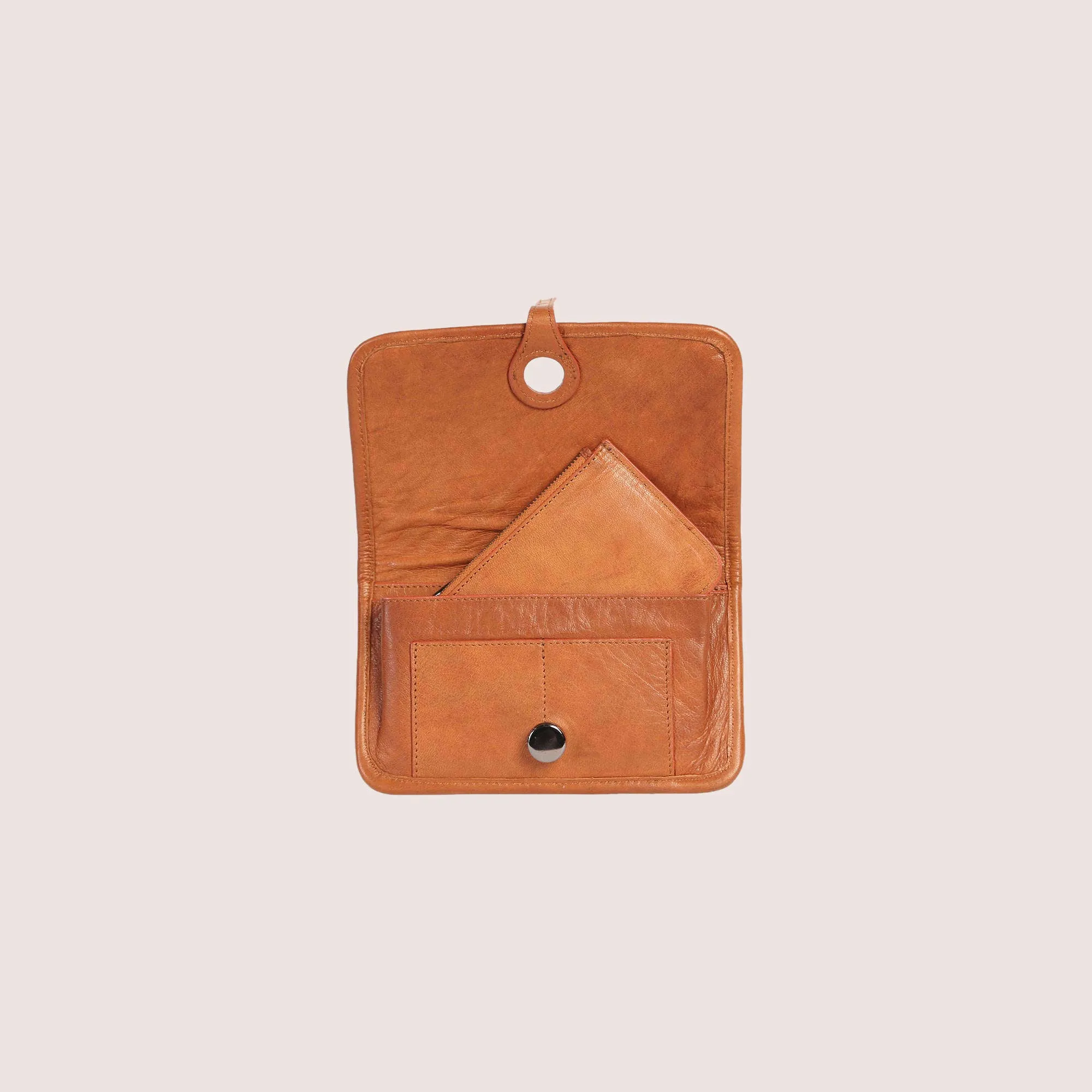 Personalized Leather Wallets for Daily Style and Convenience