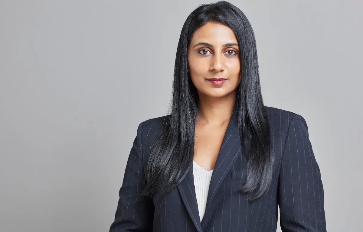 What Should I Wear for a Corporate Photoshoot? (2026 Professional Guide)