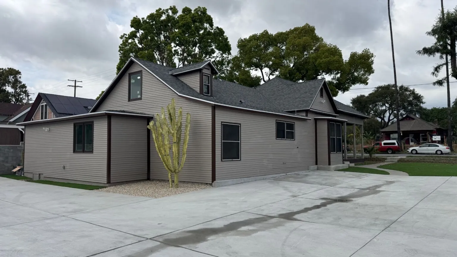 Choosing The Right ADU Builders For Your Property