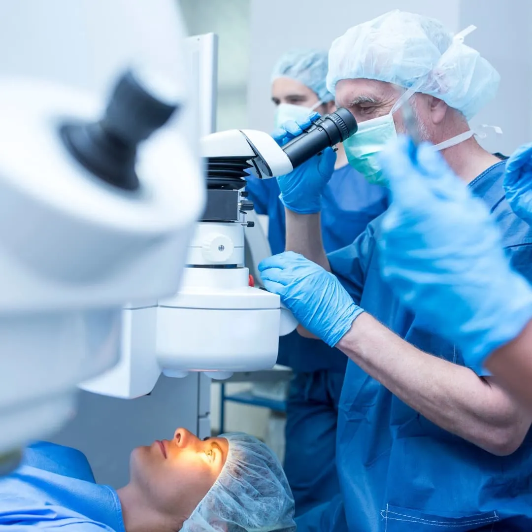 How to Understand Eye Surgery for Long Sightedness and What to Expect