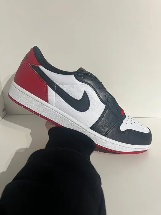Air Jordan 1 Low – The Iconic Sneaker That Defines Modern Streetwear