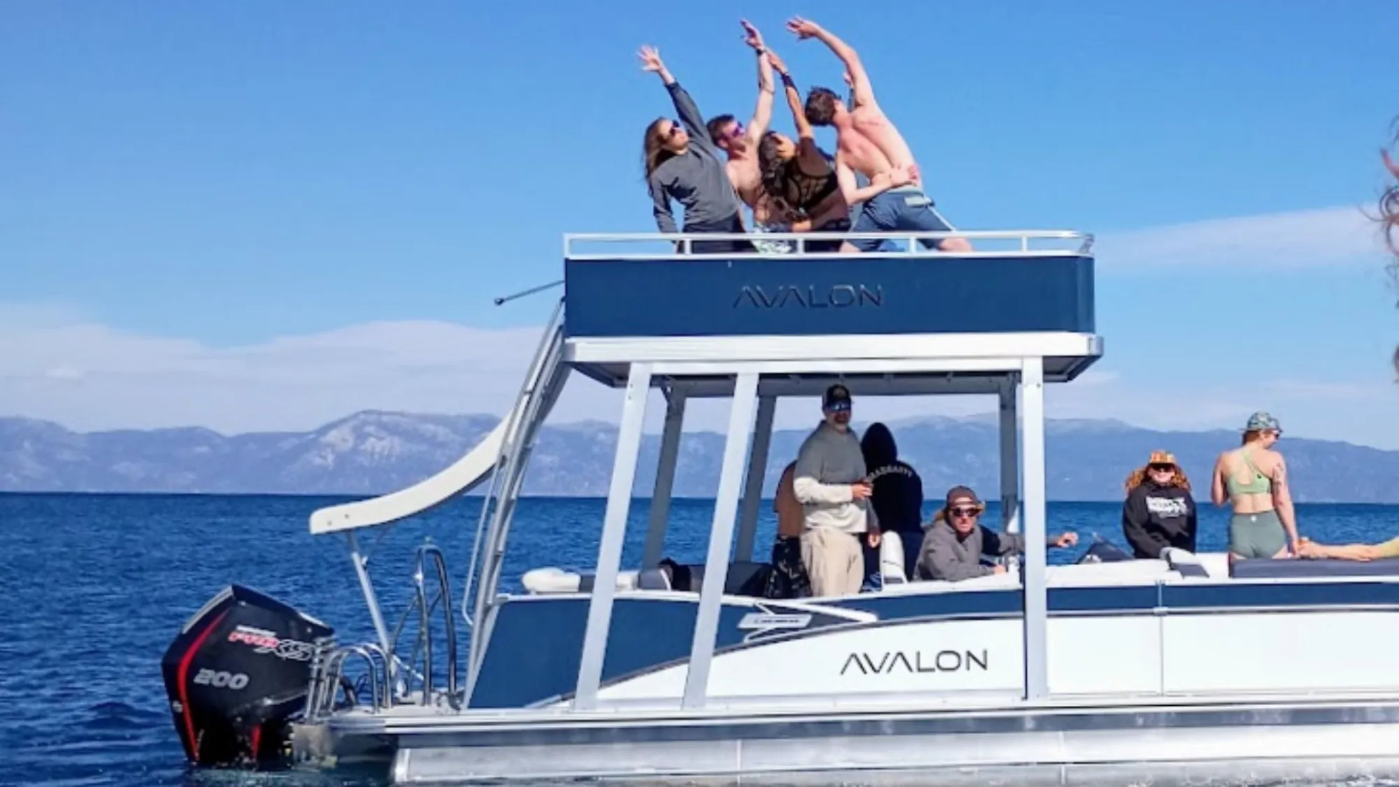 Tahoe Boat Rentals With a Waterslide – Why Your Family Will Love This Surprise ?