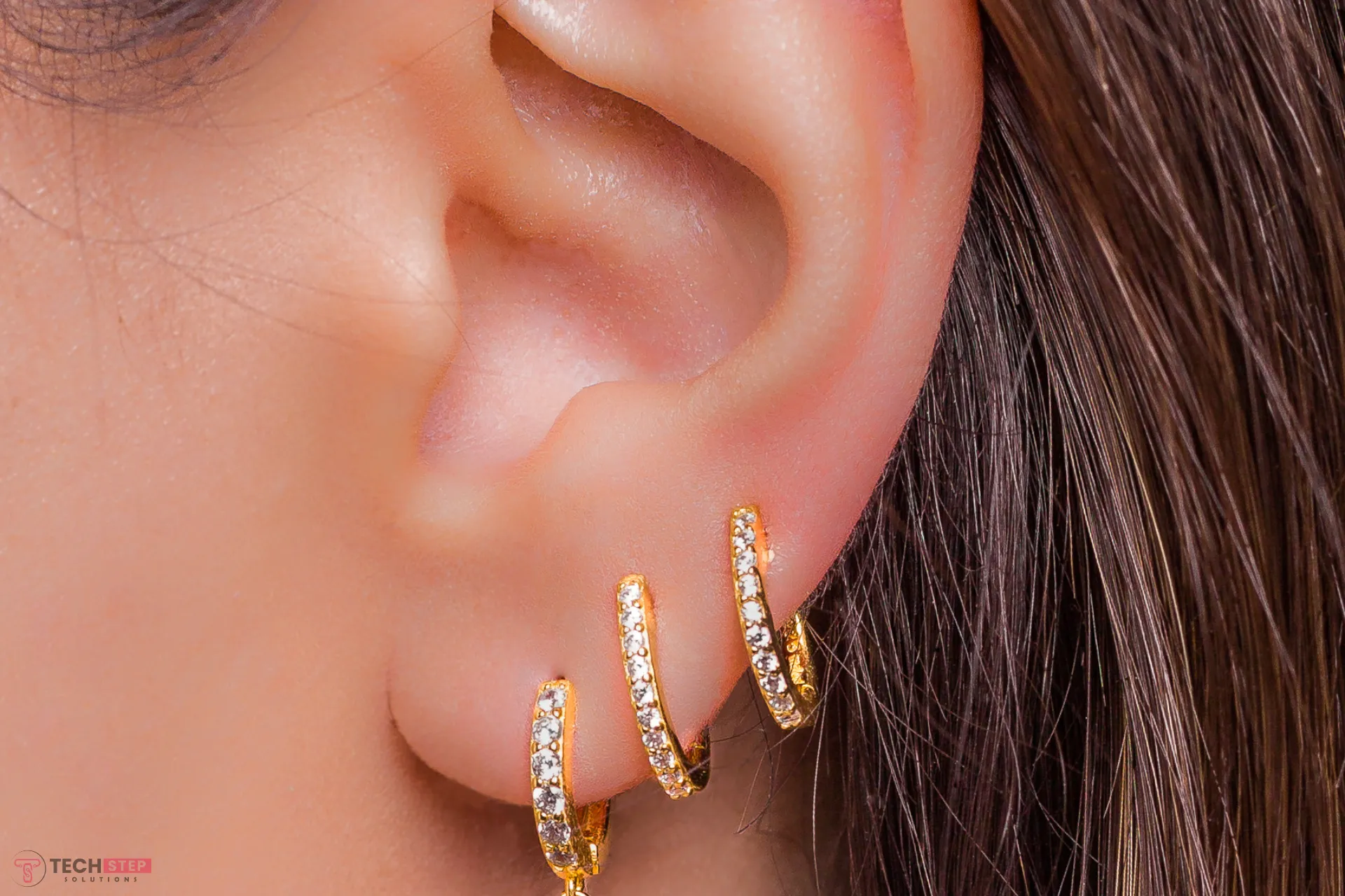 Double Helix Piercing: Pain, Healing Time, Jewelry & Aftercare Guide: