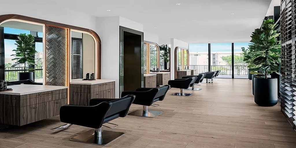 How Keratin Treatments Help Control Frizz in Miami Weather