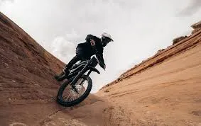 Rawrr Mantis Dirt Bike Review for E-Moto Riders