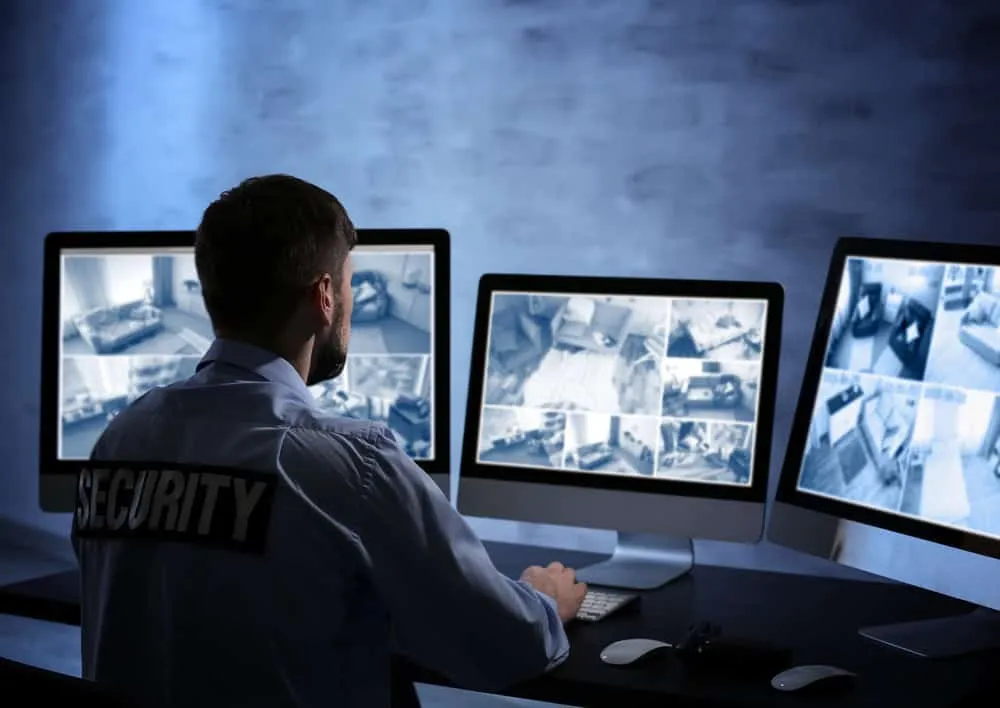 How to Choose The Right Security Guards For Your Business Needs