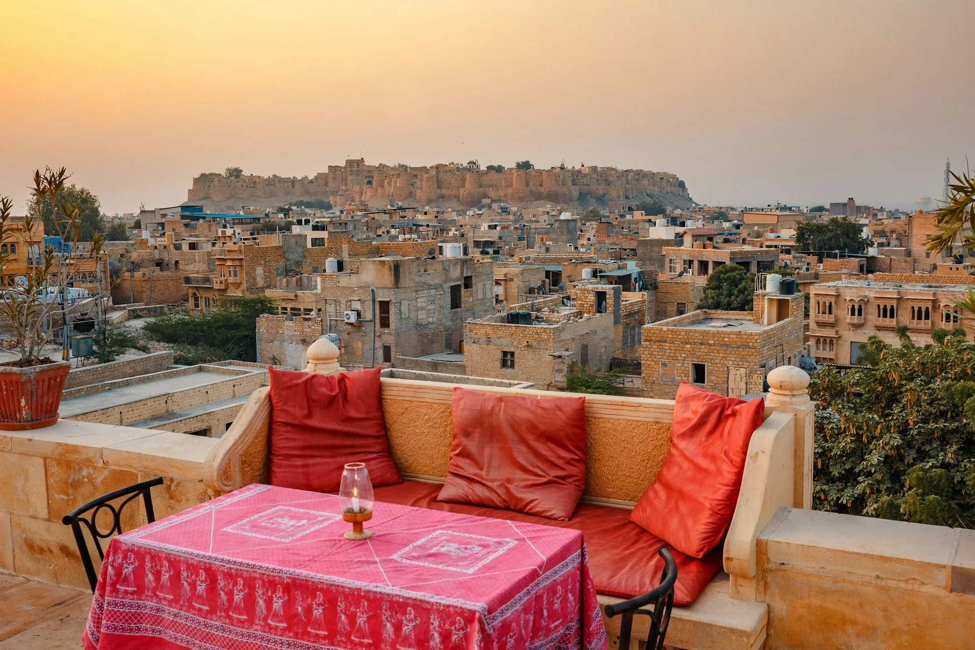 Royal Rajasthan Travel Guide | Luxury Resorts, Desert Stay & Heritage Experiences