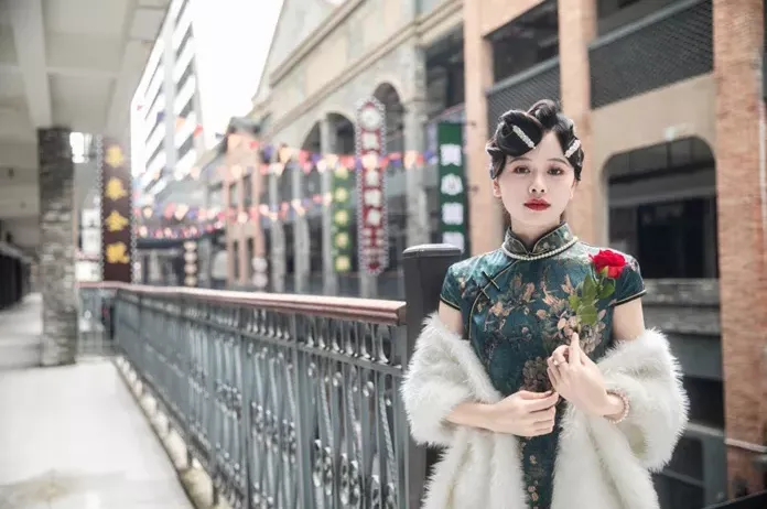 The 6 Best Fabrics for Cheongsam